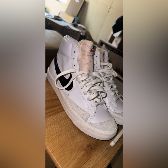 Nike blazer ‘77 size women’s 9 - Picture 2 of 4